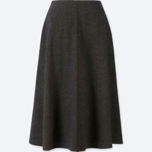 UNIQLO Gray Flared Wool Knit Midi Sz Small